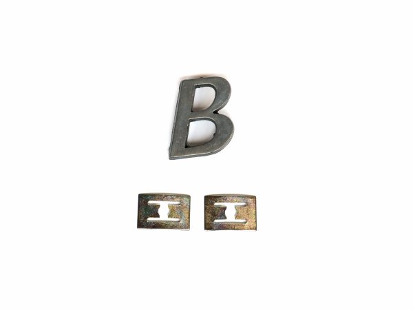 Schriftzeichen "B" Aluminium, verchromt, mit Befestigung